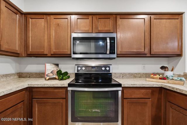 3828 MILLPOINT Drive, Jacksonville, FL 32257