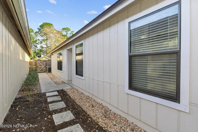 3828 MILLPOINT Drive, Jacksonville, FL 32257