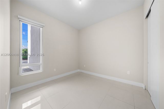 10280 NW 63rd Ter 104, Doral, FL 33178