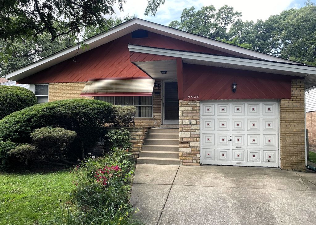 9528 S Brandt Avenue, Oak Lawn, IL 60453