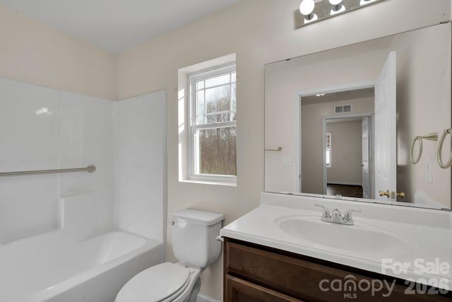 372 E Mills Avenue, Mooresville, NC 28115