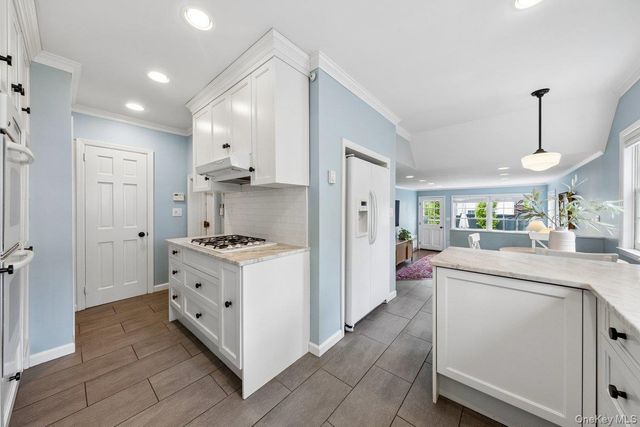 24 Homer Avenue, Larchmont, NY 10538