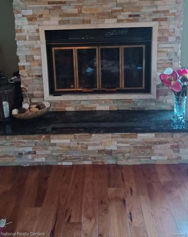 34653 Pembroke Avenue, Livonia, MI 48152