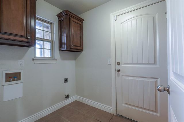 1809 Hunters Ridge Drive, Shawnee, OK 74804