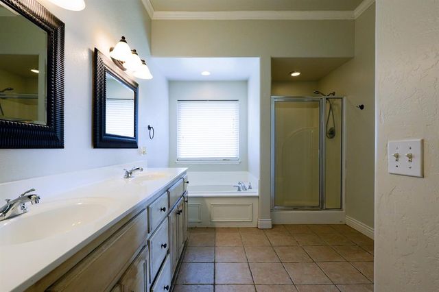 1809 Hunters Ridge Drive, Shawnee, OK 74804