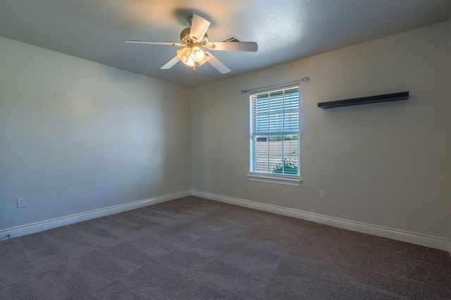 1809 Hunters Ridge Drive, Shawnee, OK 74804