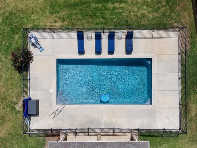 1809 Hunters Ridge Drive, Shawnee, OK 74804