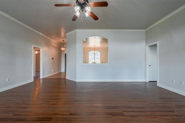 1809 Hunters Ridge Drive, Shawnee, OK 74804