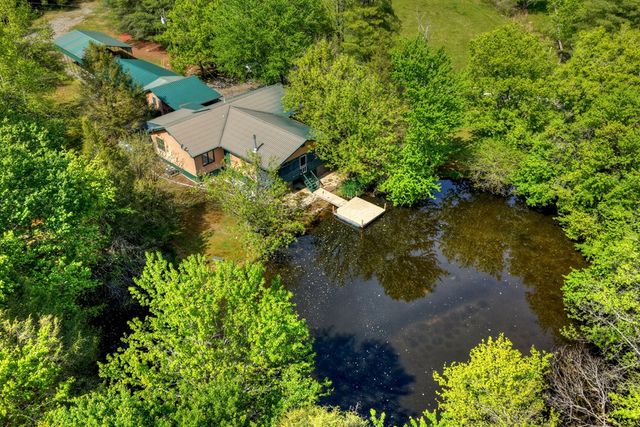 111 Candlewood Lane, Blue Ridge, GA 30513