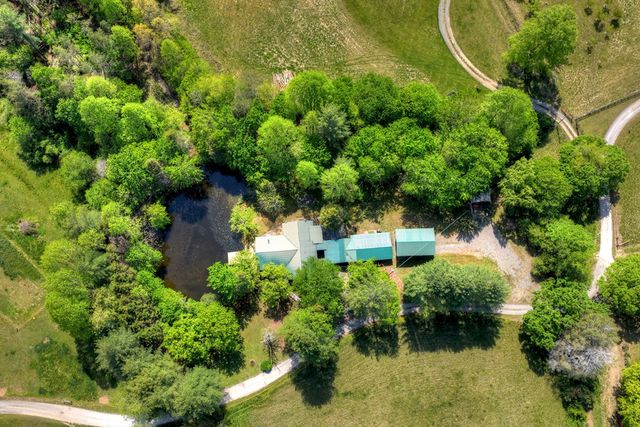 111 Candlewood Lane, Blue Ridge, GA 30513