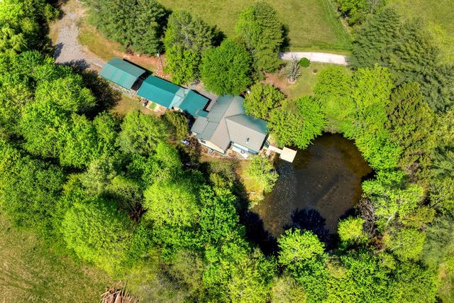 111 Candlewood Lane, Blue Ridge, GA 30513