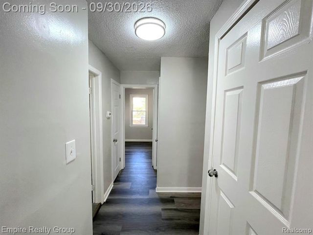 16442 Pembroke Avenue, Detroit, MI 48235