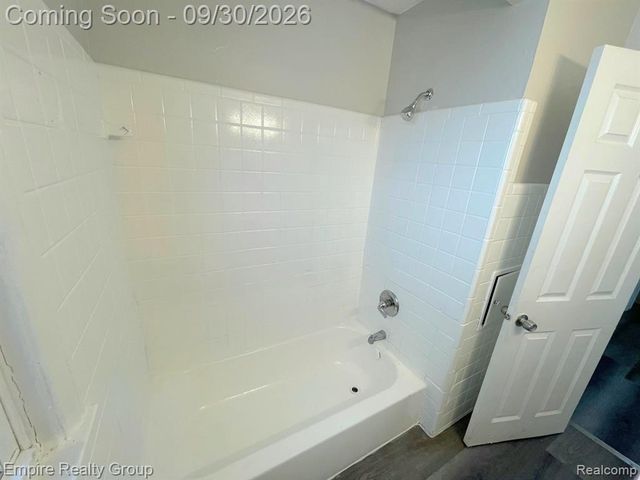 16442 Pembroke Avenue, Detroit, MI 48235
