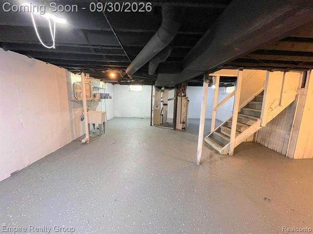 16442 Pembroke Avenue, Detroit, MI 48235