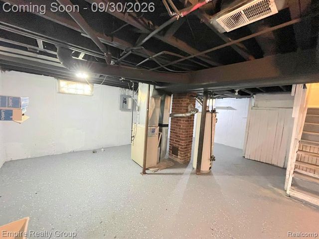 16442 Pembroke Avenue, Detroit, MI 48235