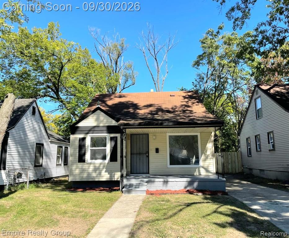 16442 Pembroke Avenue, Detroit, MI 48235