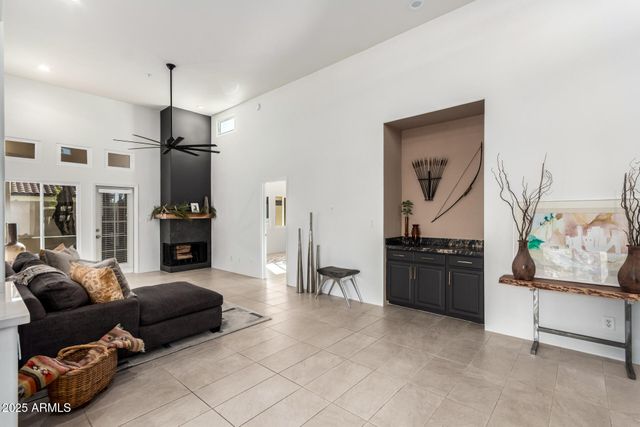 11333 N 92ND Street 1101, Scottsdale, AZ 85260