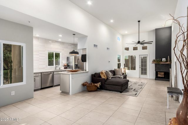 11333 N 92ND Street 1101, Scottsdale, AZ 85260