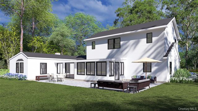 282 Vanderbilt Boulevard, Oakdale, NY 11769