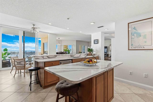 606 RIVIERA DUNES WAY 601, Palmetto, FL 34221