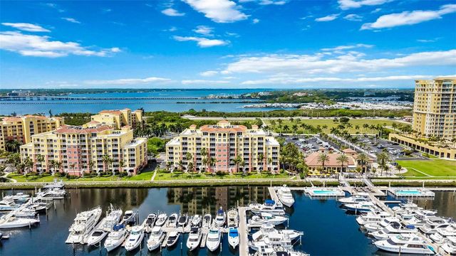 606 RIVIERA DUNES WAY 601, Palmetto, FL 34221