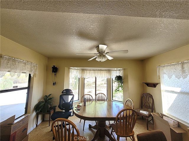 23677 Cahuilla, Apple Valley, CA 92307