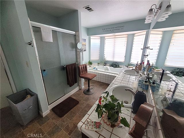 23677 Cahuilla, Apple Valley, CA 92307