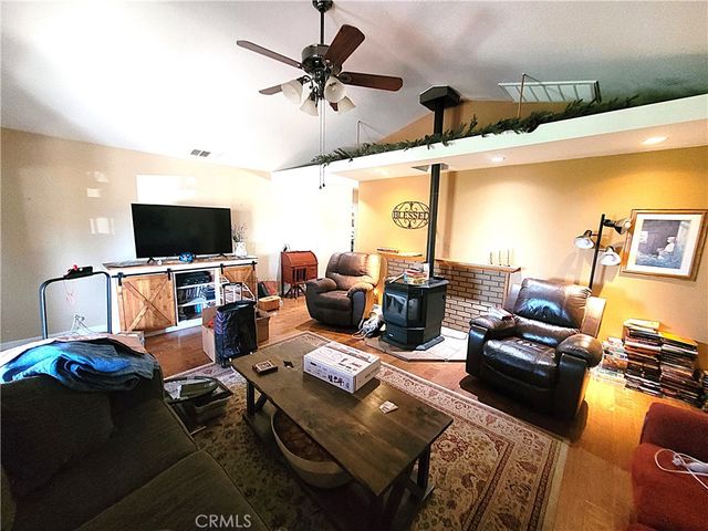 23677 Cahuilla, Apple Valley, CA 92307