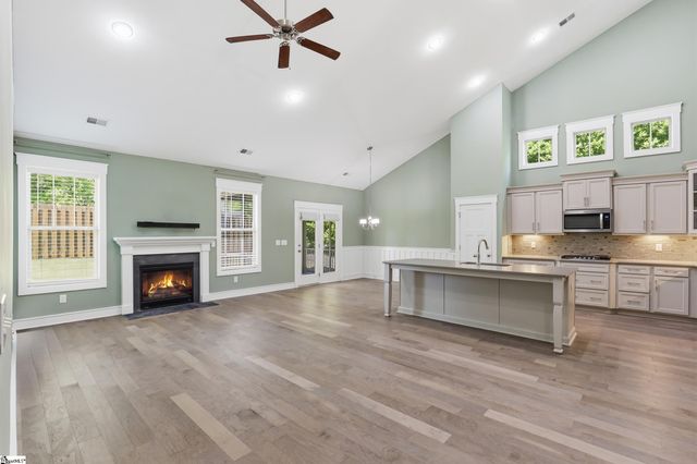 2 Ravencrest Court, Simpsonville, SC 29680
