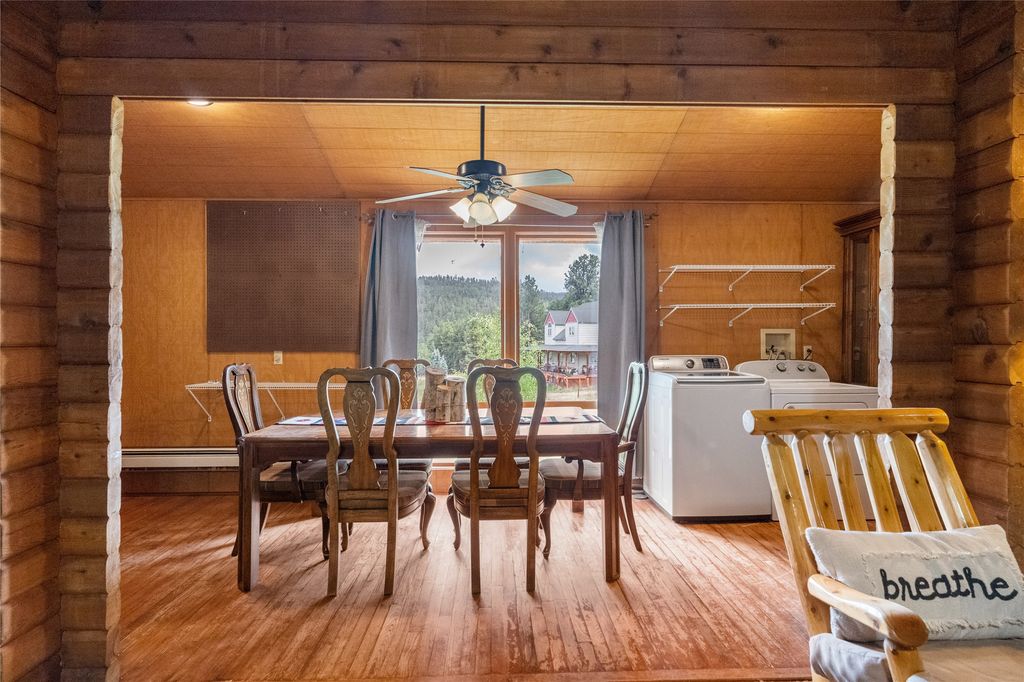 Image 17 of property listing at 19 Canoe Court, Jemez Springs, NM 87025