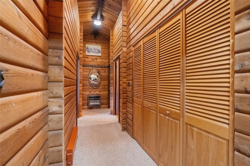 Image 24 of property listing at 19 Canoe Court, Jemez Springs, NM 87025