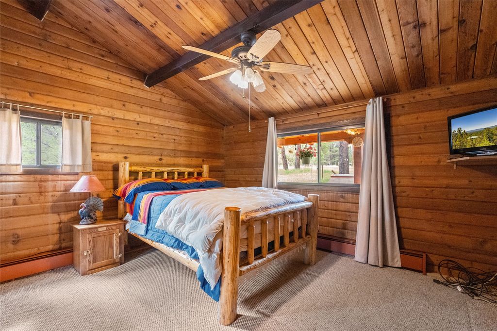 Image 30 of property listing at 19 Canoe Court, Jemez Springs, NM 87025