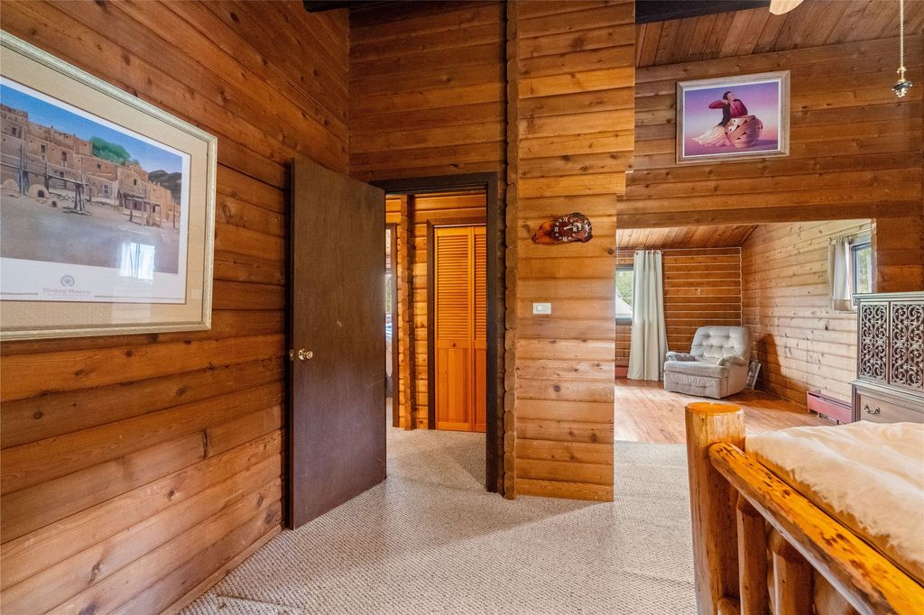Image 34 of property listing at 19 Canoe Court, Jemez Springs, NM 87025