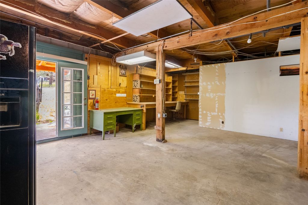 Image 38 of property listing at 19 Canoe Court, Jemez Springs, NM 87025