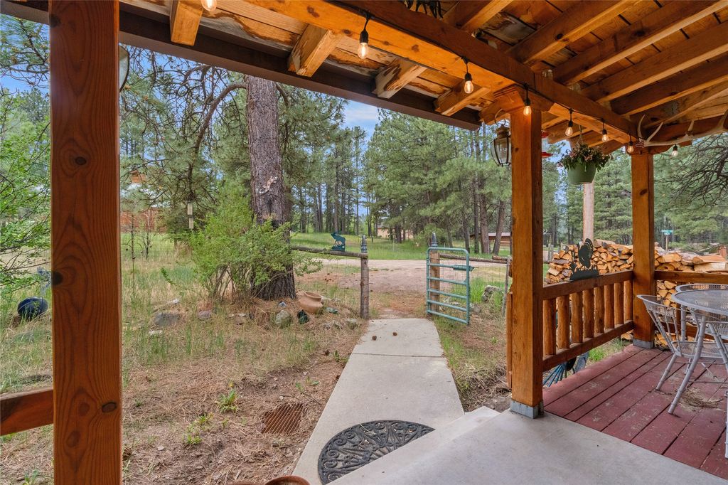 Image 51 of property listing at 19 Canoe Court, Jemez Springs, NM 87025