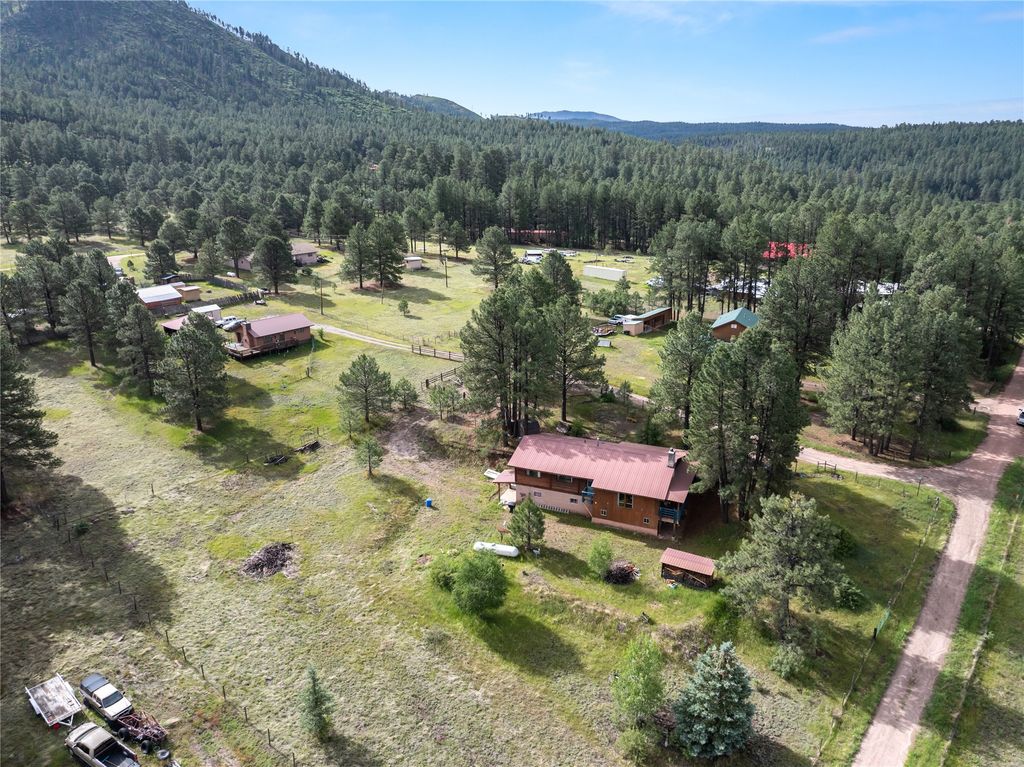 Image 62 of property listing at 19 Canoe Court, Jemez Springs, NM 87025