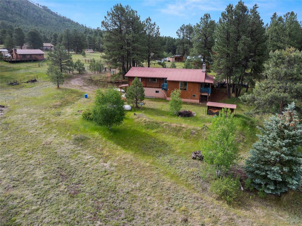 Image 63 of property listing at 19 Canoe Court, Jemez Springs, NM 87025
