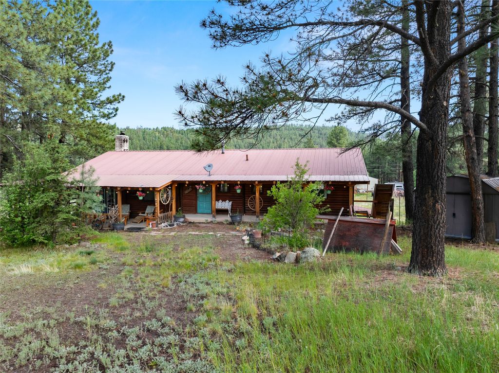 Image 70 of property listing at 19 Canoe Court, Jemez Springs, NM 87025