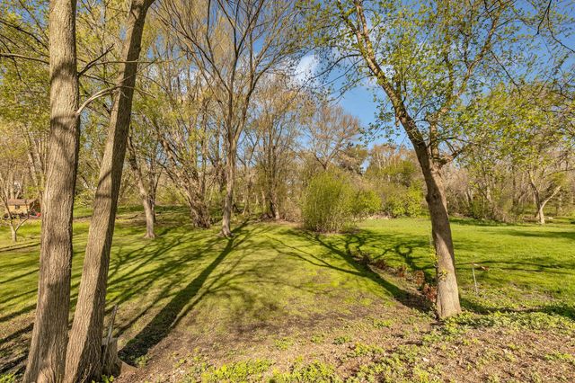 517 12th Street NW, Willmar, MN 56201