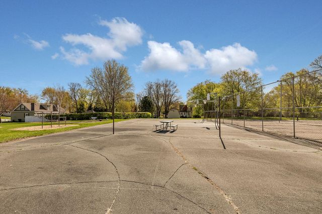 517 12th Street NW, Willmar, MN 56201