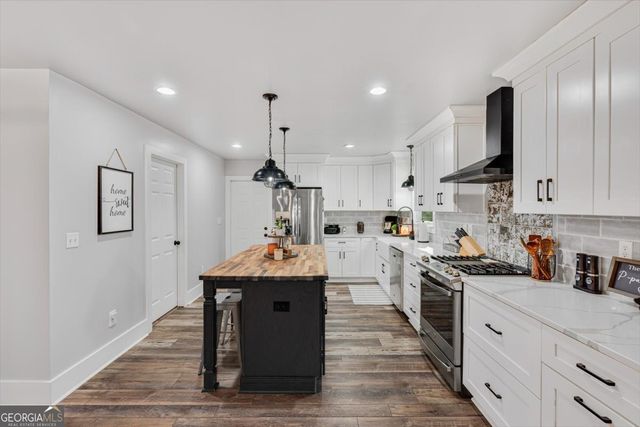 80 Windchase Court, Dallas, GA 30132