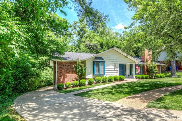 501 Clayworth Drive, Ballwin, MO 63011