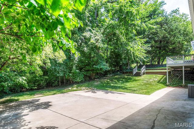 501 Clayworth Drive, Ballwin, MO 63011