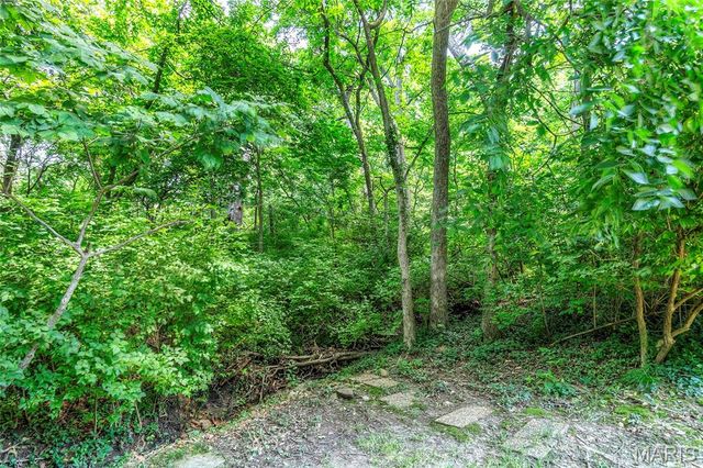 501 Clayworth Drive, Ballwin, MO 63011