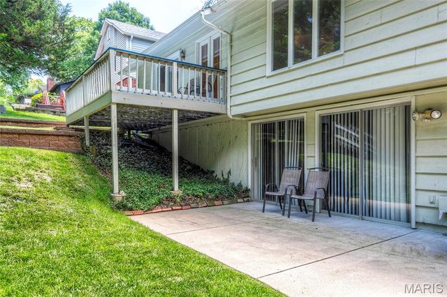 501 Clayworth Drive, Ballwin, MO 63011