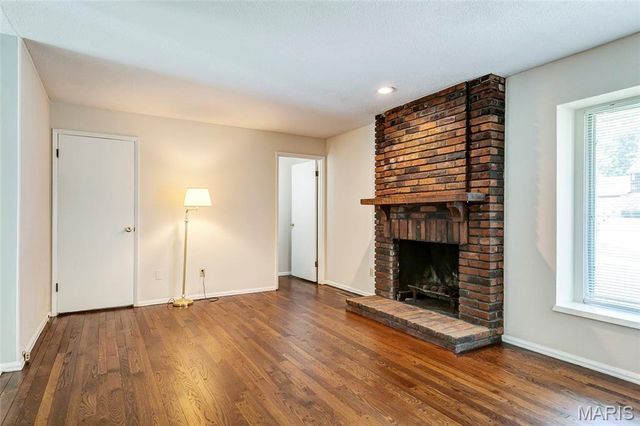 501 Clayworth Drive, Ballwin, MO 63011
