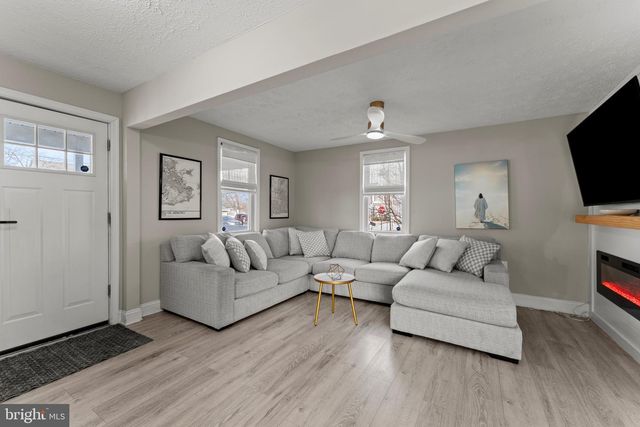 28 QUEEN ANNE RD, Glen Burnie, MD 21060