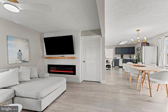 28 QUEEN ANNE RD, Glen Burnie, MD 21060