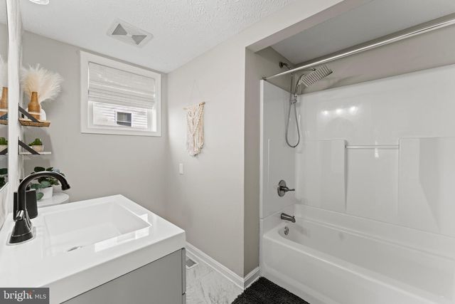 28 QUEEN ANNE RD, Glen Burnie, MD 21060