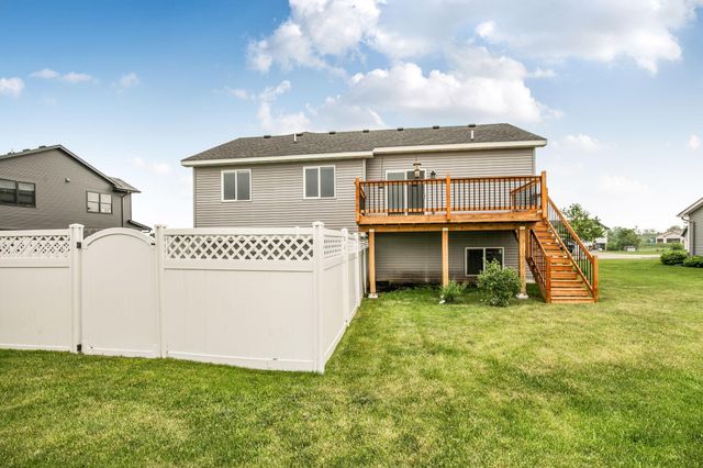 7824 Gunner Drive, Clear Lake, MN 55319